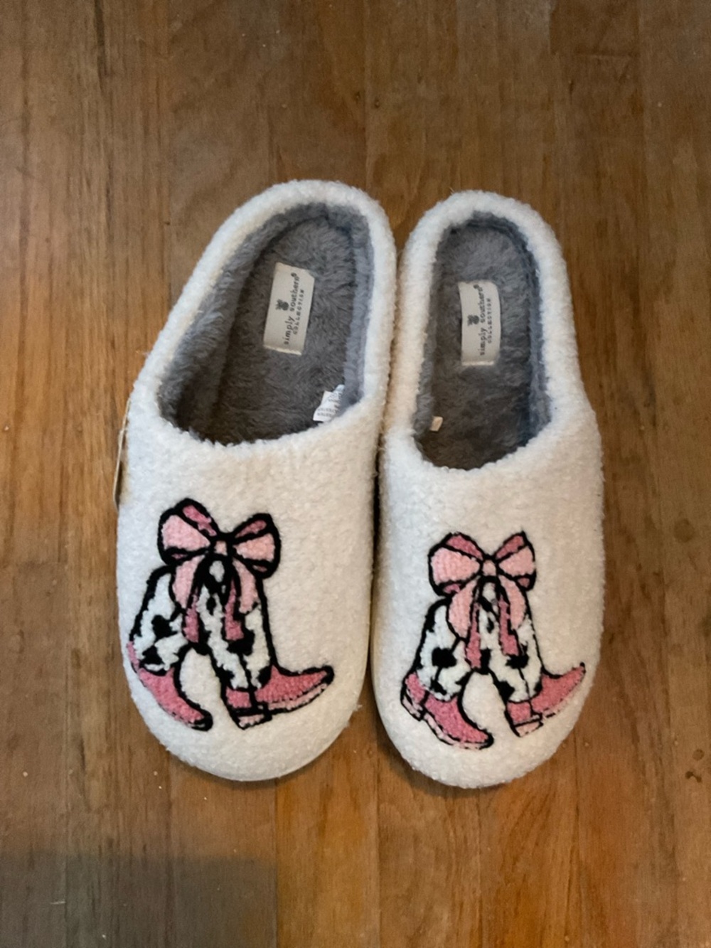 Simply Southern White Fuzzy Slip-On Slippers with Pink Bow Design